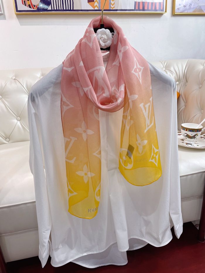 Louis Vuitton Scarf LVS00018